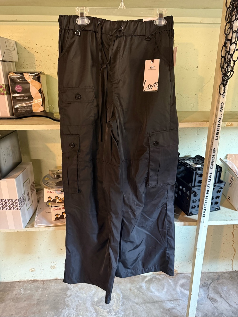 Love Black Cargo women’s  Pants M